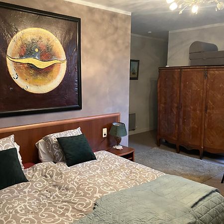 Moon River Chambre D'Hote Saint-Junien Dış mekan fotoğraf
